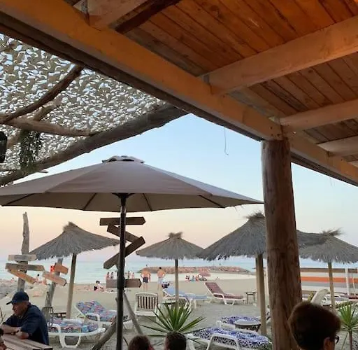 L' Etoile De 3 *